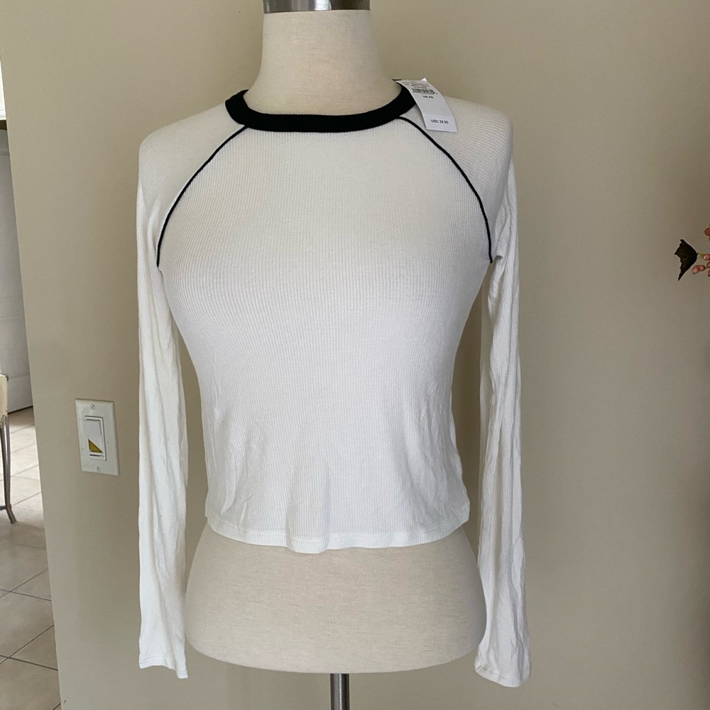 Long-Sleeve crop top Contrast Trim Ribbed